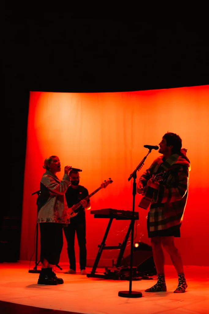 aia estudio alice tepedino - Turnê Damarô Tiago Iorc